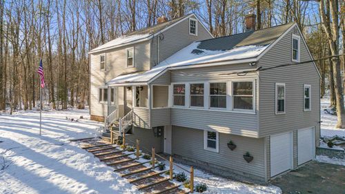 976 Pine Street, Hopkinton, NH, 03229 | Card Image