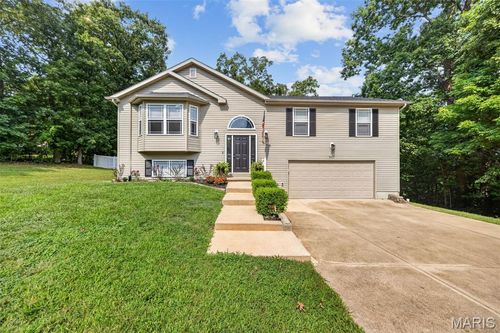 9431 Swanee Dr, Hillsboro, MO, 63050-5325 | Card Image