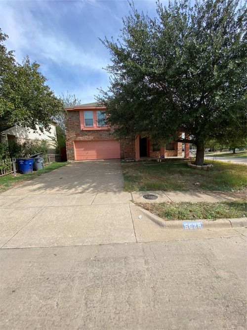 6628 Leaning Oaks St, Dallas, TX, 75241-6557 | Card Image