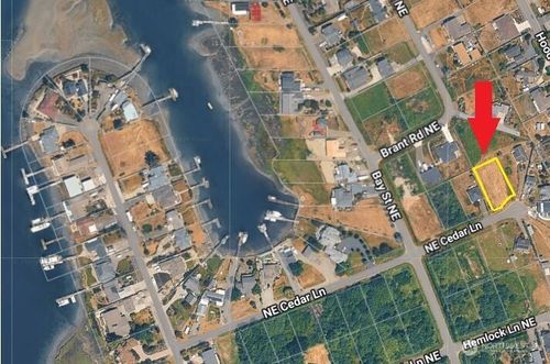 5180 Ne Cedar Ln, Hansville, WA, 98340-9759 | Card Image