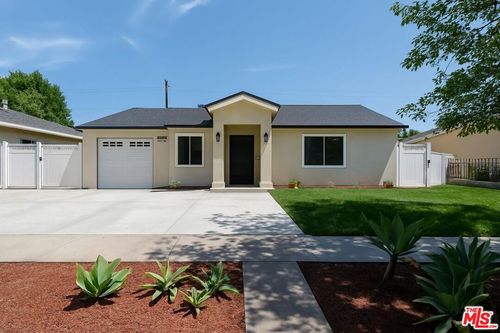 7444 Ostrom Ave, Van Nuys, CA, 91406-2522 | Card Image