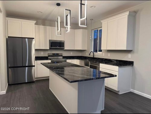 1-530 W Galway Dr, Wasilla, AK, 99654-7907 | Card Image