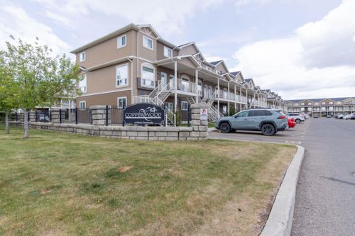 69-51 Keystone Terr W, Lethbridge, AB, T1J5B8 | Card Image