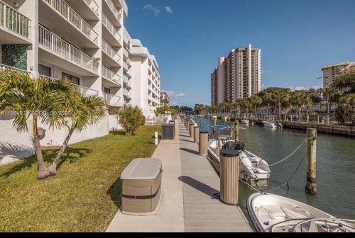 103-1650 Ne 115th St, Miami, FL, 33181-3100 | Card Image