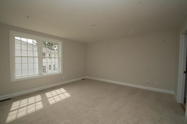 9A - 14 Chesterfield Lane, Condo with 2 bedrooms, 3 bathrooms and null parking in Londonderry NH | Image 9