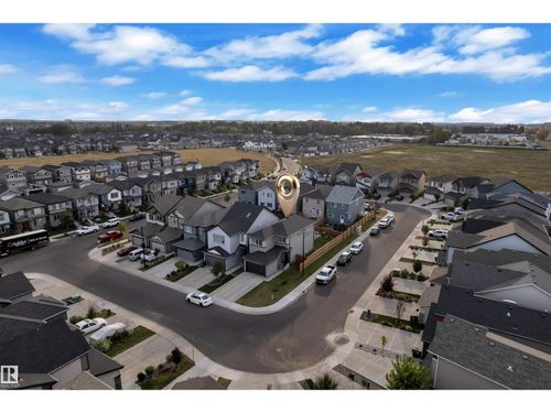 9990 205a St Nw, Edmonton, AB, T5T7N4 | Card Image