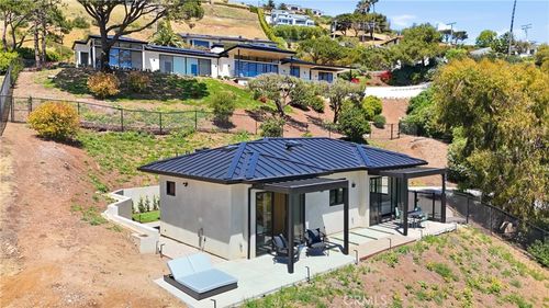 33201 Cuthbert Rd, Malibu, CA, 90265 | Card Image