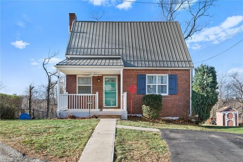 126 Gardenview Dr, Pittsburgh, PA, 15212-1102 | Card Image