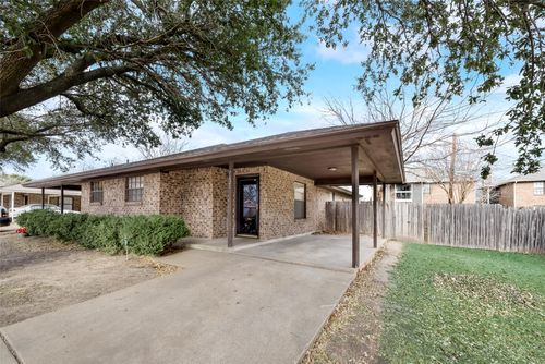 7621 Evergreen Road, Richland Hills, TX, 76118 | Card Image