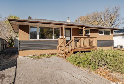 310 Garnet Street, Regina, SK, S4T2X5 | Card Image