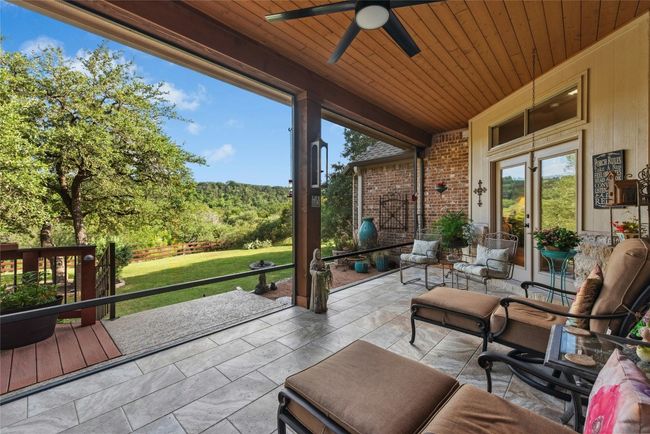 Covered & Screened Back Porch | Image 28