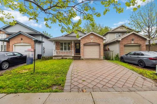 238 Fleming Dr, London, ON, N5V4Y9 | Card Image