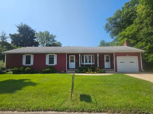 112 6th St Ne, Oelwein, IA, 50662-1234 | Card Image
