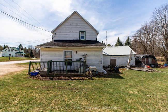 580307 Sideroad 60, House other with 3 bedrooms, 1 bathrooms and 5 parking in Berkeley ON | Image 5