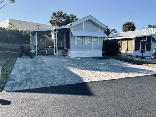 2429 Limewood Ave, CLERMONT, FL, 34714-6349 | Card Image