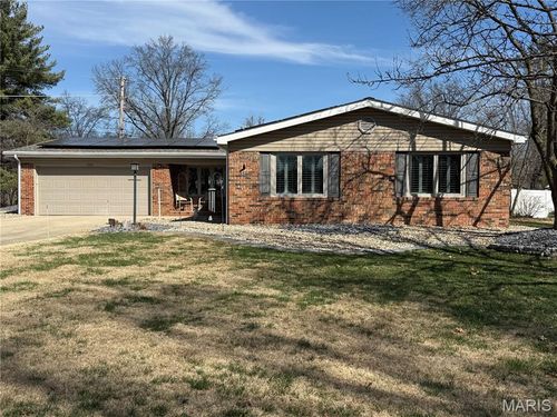 2304 Fontaine Dr, Alton, IL, 62002-6901 | Card Image