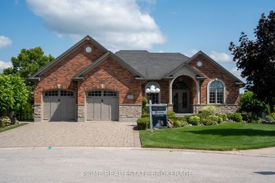 37 Oliver Cres, House other with 2 bedrooms, 4 bathrooms and 8 parking in Thamesford ON | Image 2