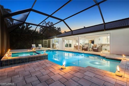 571 Neapolitan Ln, NAPLES, FL, 34103-8532 | Card Image