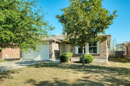 13613 Lyndon B Johnson St, Manor, TX, 78653-3940 | Card Image