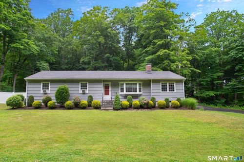 96 Barrack Hill Rd, Ridgefield, CT, 06877-3106 | Card Image