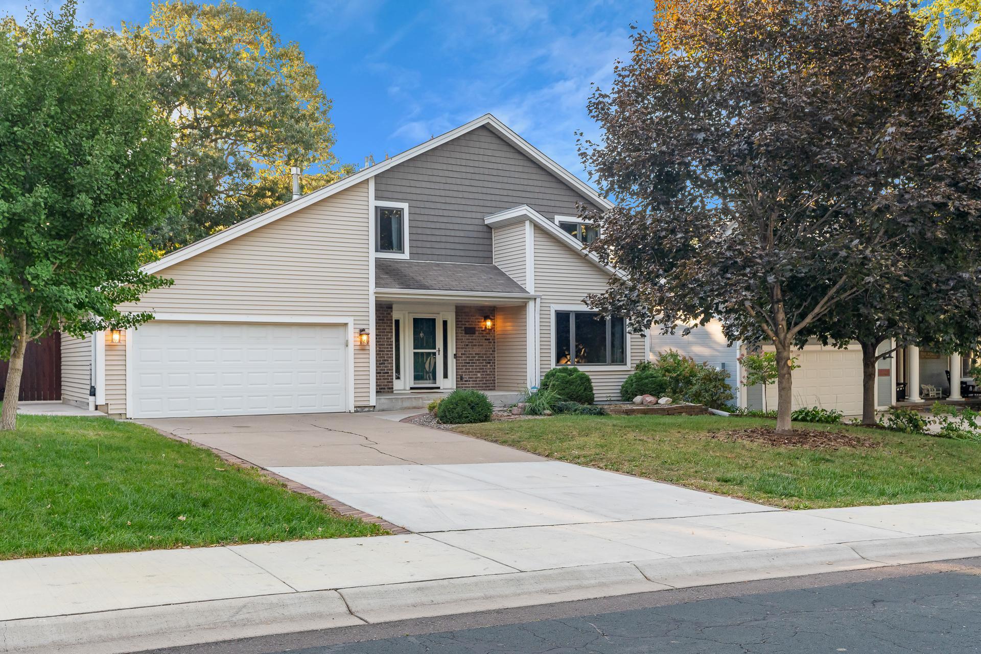 Robin Ln, Saint Paul, MN 55112