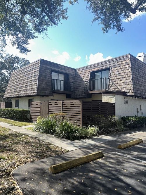 15206 W Pond Woods Dr, TAMPA, FL, 33618-1836 | Card Image