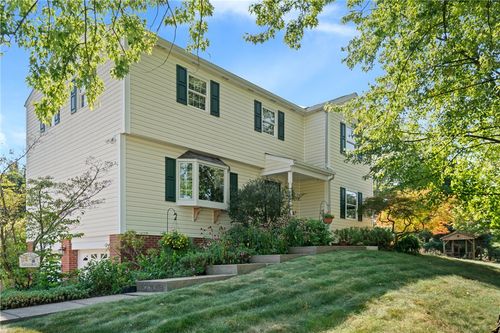 30 Deborah Lynn Ct, Cheswick, PA, 15024-9474 | Card Image