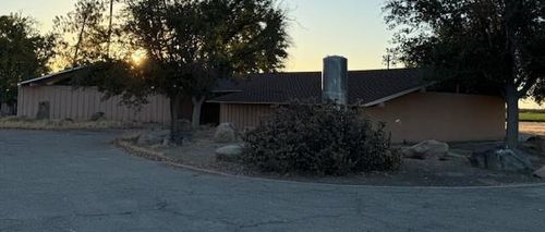 10400 S Colorado Ave, San Joaquin, CA, 93660 | Card Image