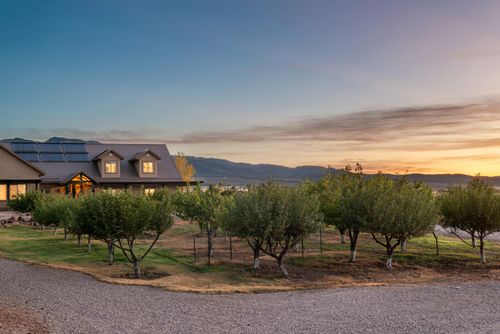 1109 E 400 S, New Harmony, UT, 84757 | Card Image