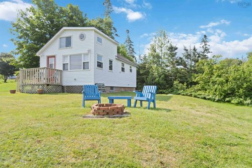 1355 Canada Creek Rd, Black Rock, NS, B0P1V0 | Card Image