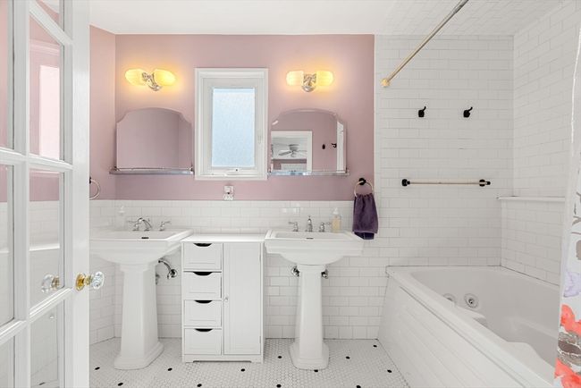 16 Raymond Rd, House other with 3 bedrooms, 3 bathrooms and 3 parking in Salem MA | Image 30
