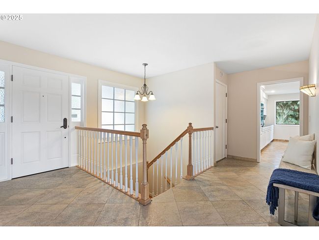 Entrance/Foyer | Image 29