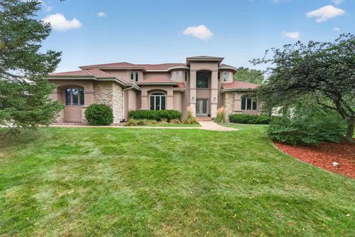 9526 Blue Heron Dr, Middleton, WI, 53562-5068 | Card Image