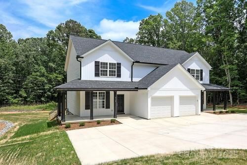 8708 Island Point Rd, Sherrills Ford, NC, 28673-7241 | Card Image