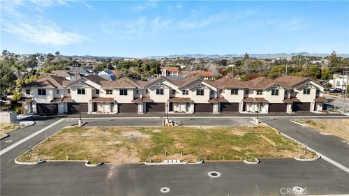 366 S Halcyon Rd, Arroyo Grande, CA, 93420-3818 | Card Image