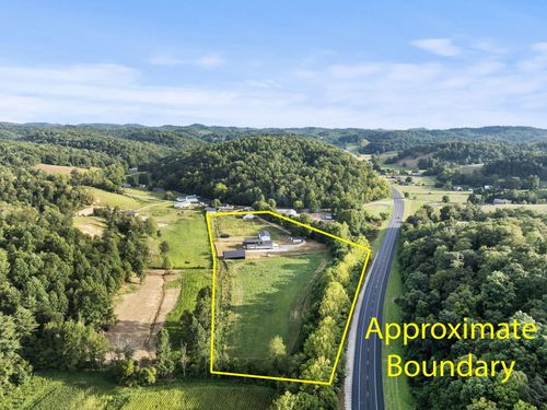 8582 Highway 844, Grassy Creek, KY, 41352-8855 | Card Image