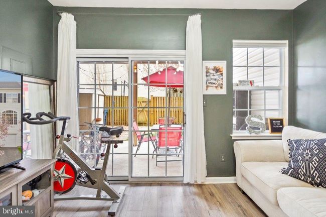 10136 Pale Rose Loop, Townhouse with 3 bedrooms, 3 bathrooms and null parking in BRISTOW VA | Image 52