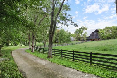 126 Harsh Ln, House other with 3 bedrooms, 3 bathrooms and 10 parking in Castalian Springs TN | Image 3