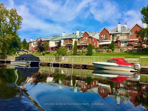 39 Shoreline Dr, Bracebridge, ON, P1L1Z3 | Card Image