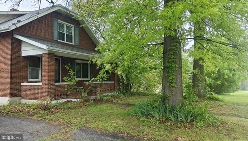 5110 N George Street Ext, Manchester, PA, 17345-9701 | Card Image