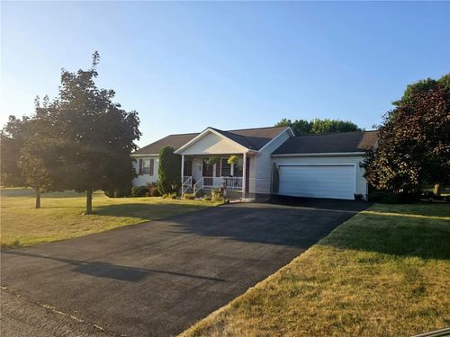 23 Beth Dr, Fairchance, PA, 15436-1145 | Card Image