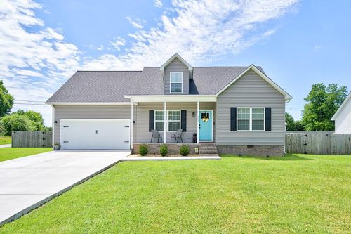 225 Peach St, Baxter, TN, 38544-4433 | Card Image
