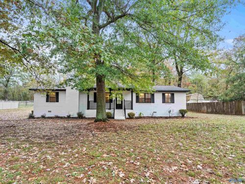 255 Cooper Rd, New Hope, AL, 35760-8702 | Card Image