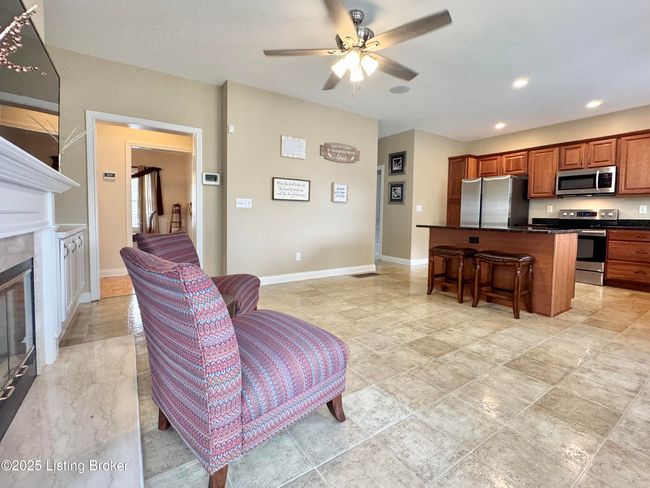 Kitchen/sitting area w fireplace | Image 16