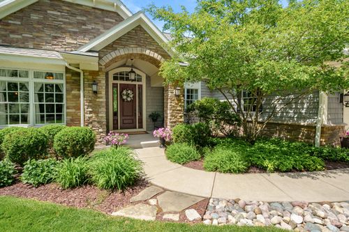 6461 E Bay Ln, Richland, MI, 49083-8708 | Card Image