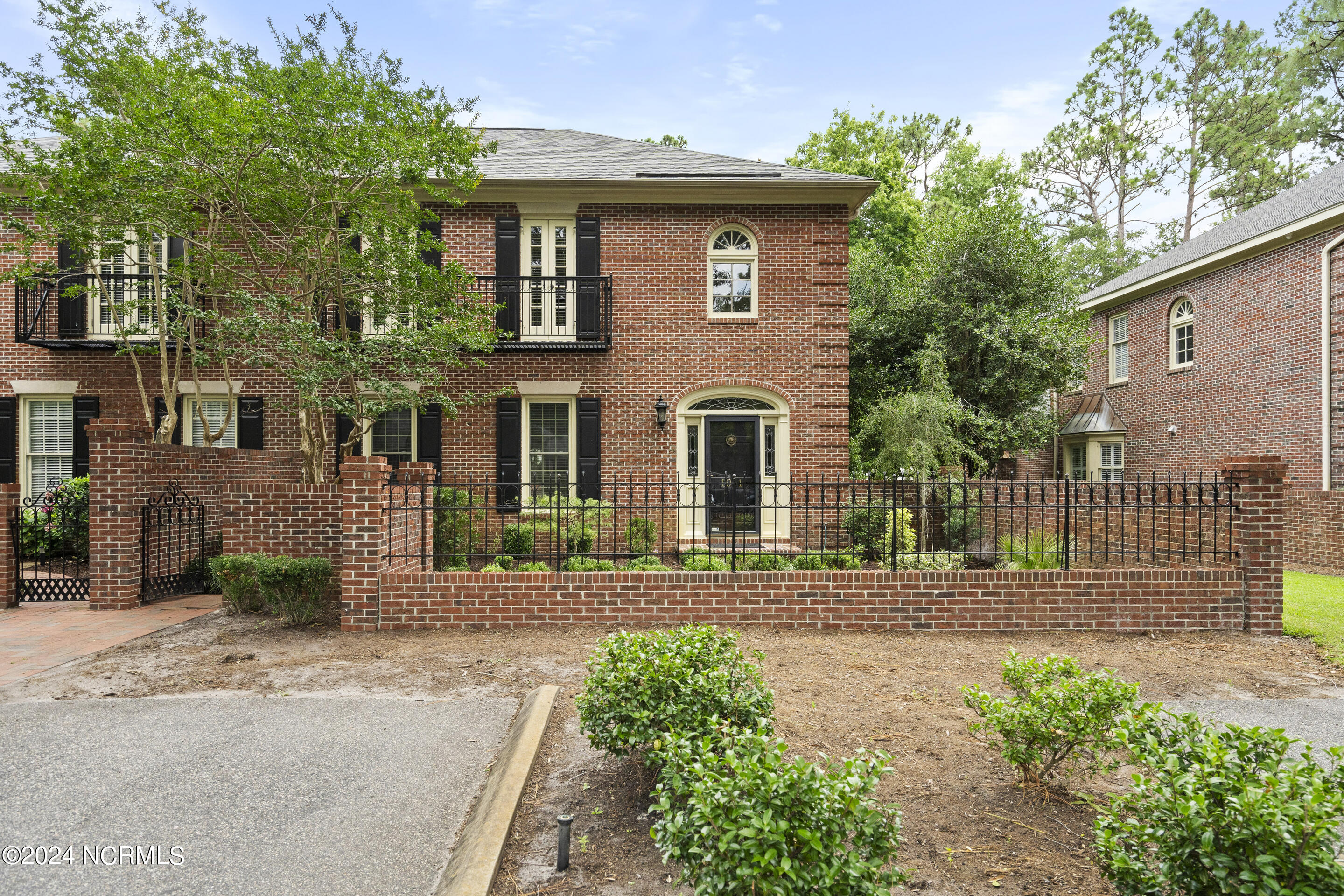 Fenwick Pl, Wilmington, NC 28403