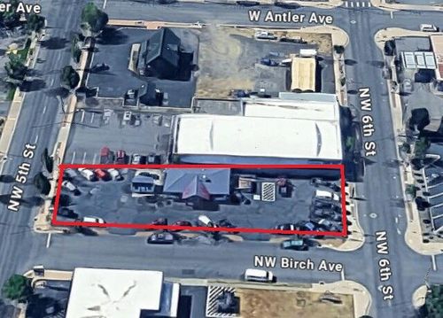 560 Nw Birch Avenue, Redmond, OR, 97756 | Card Image