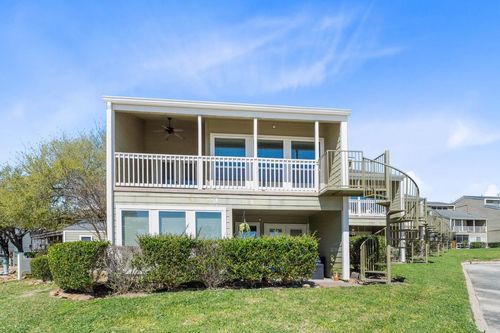 30 April Point Dr S, Montgomery, TX, 77356-5839 | Card Image