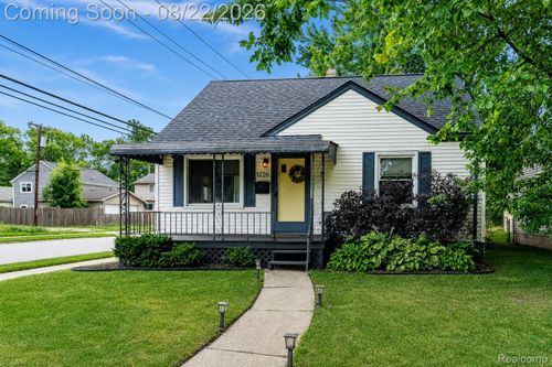 1726 Silman St, Ferndale, MI, 48220-2697 | Card Image