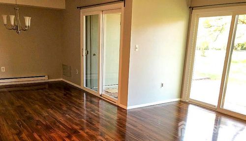 3 Eastport Ct, Red Bank, NJ, 07701-5431 | Card Image